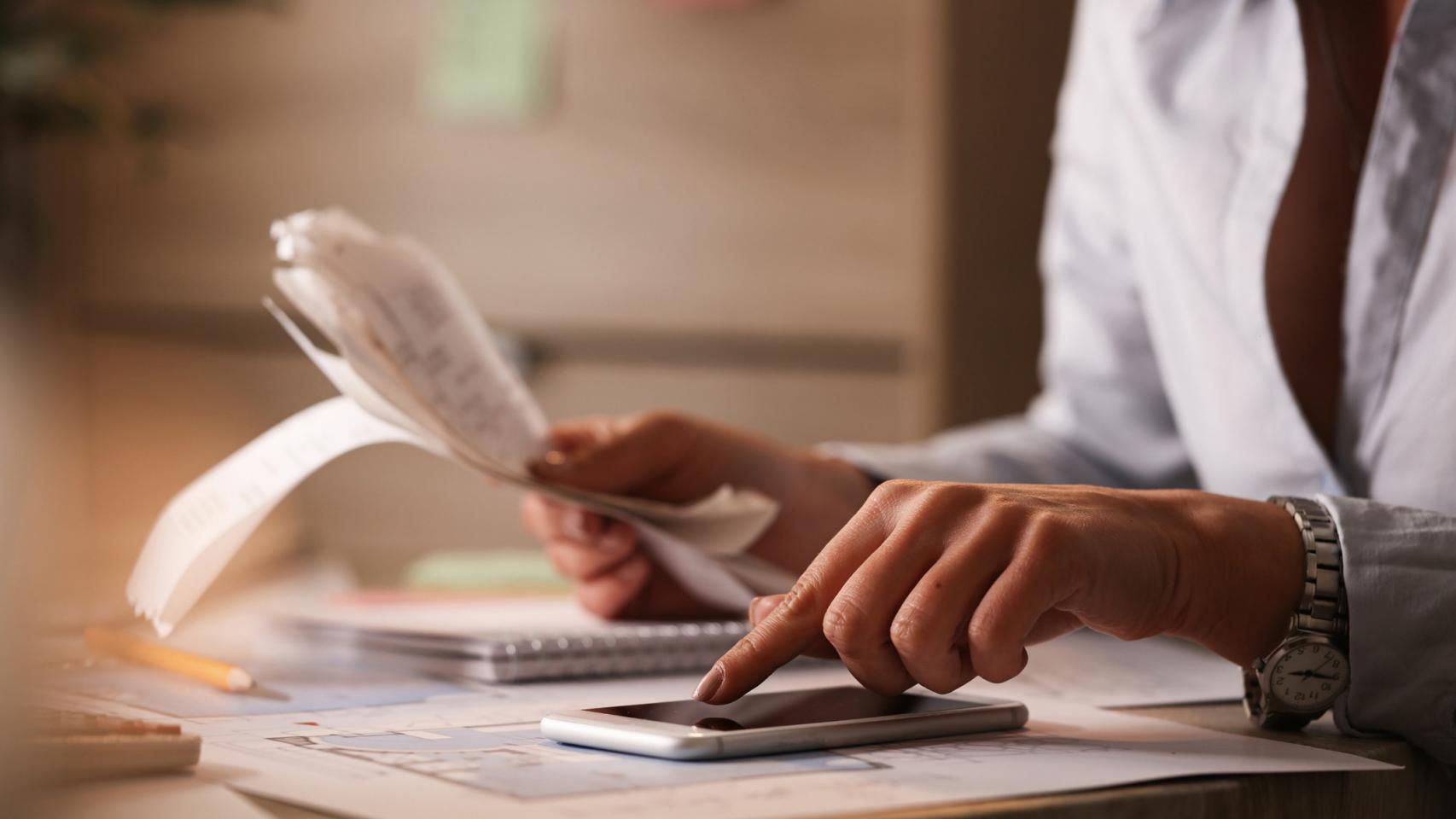 Las cuotas y los impuestos a pagar como autónomo.