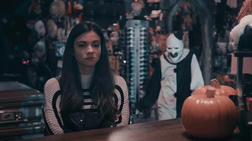 Sienna y Art the Clown en 'Terrifier 2'
