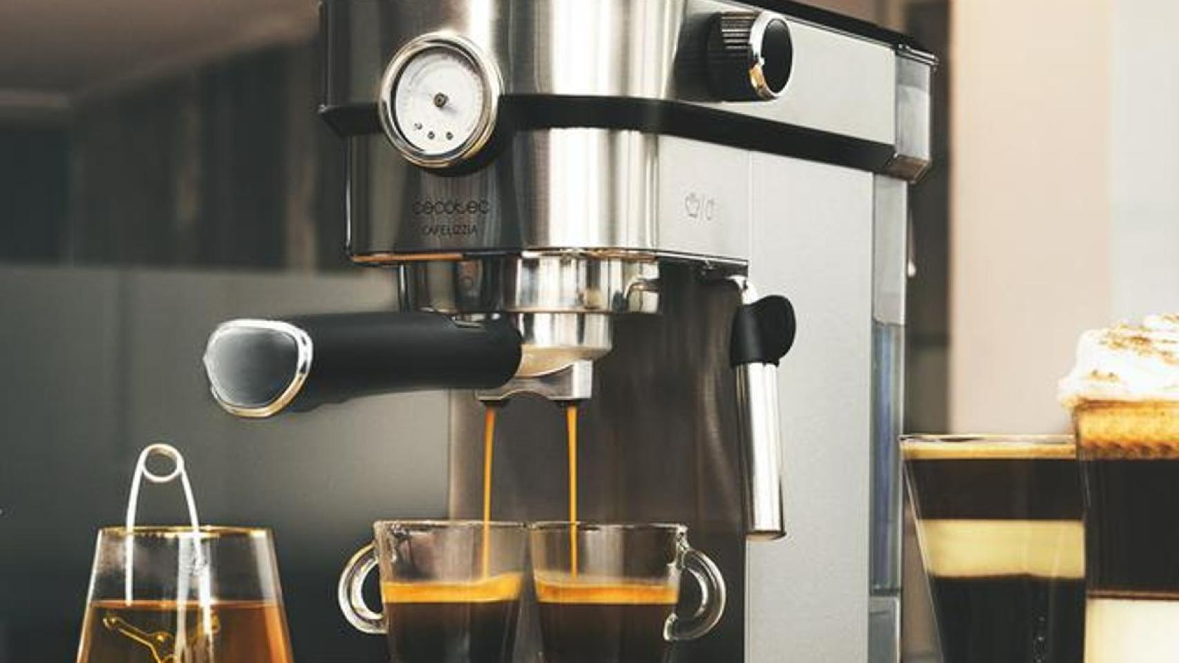Así es la cafetera espresso de Cecotec que necesitas en casa ¡ahora por este increíble precio!