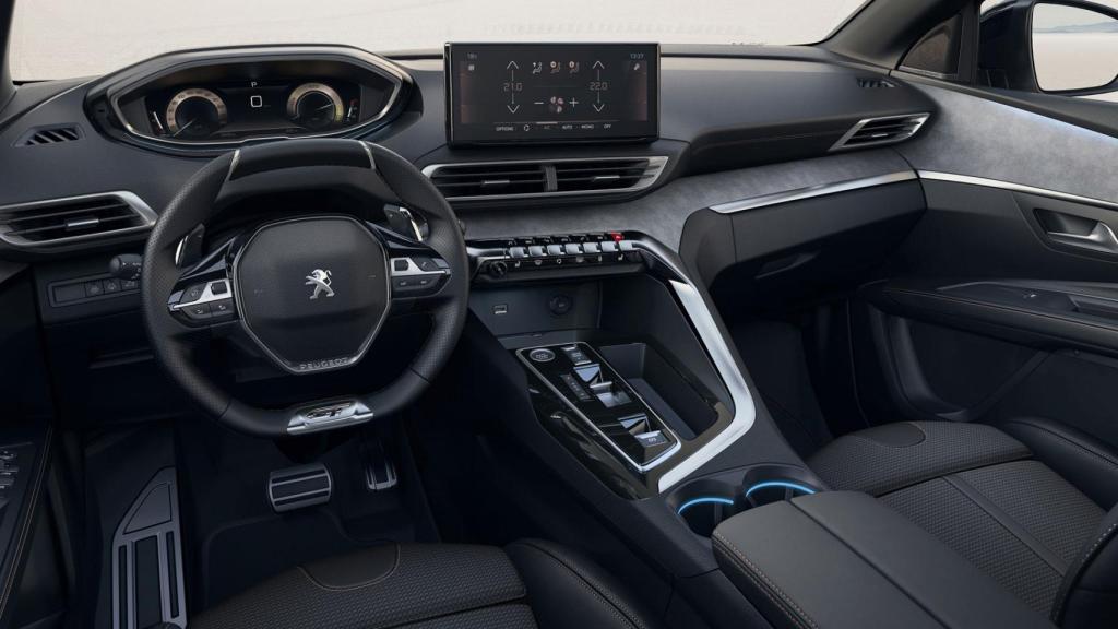 Los nuevos Peugeot 3008 y 5008 tienen sistema híbrido ligero.