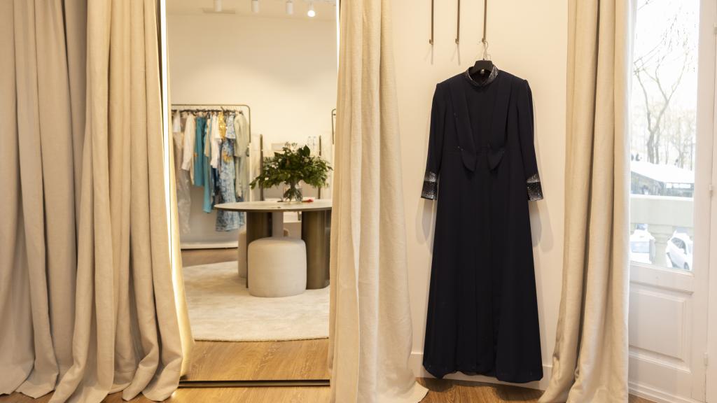 El vestido diseñado por Nacho Aguayo en el atelier para la ocasión especial.