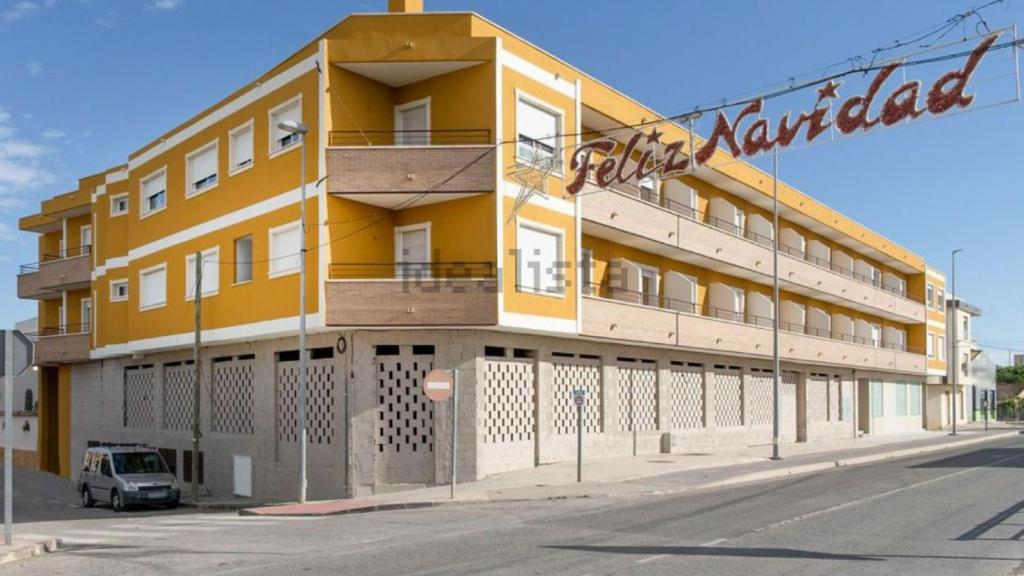 Vivienda situada en la avenida Crevillente en Dolores.