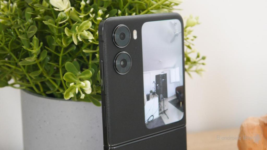 OPPO Find N2 Flip