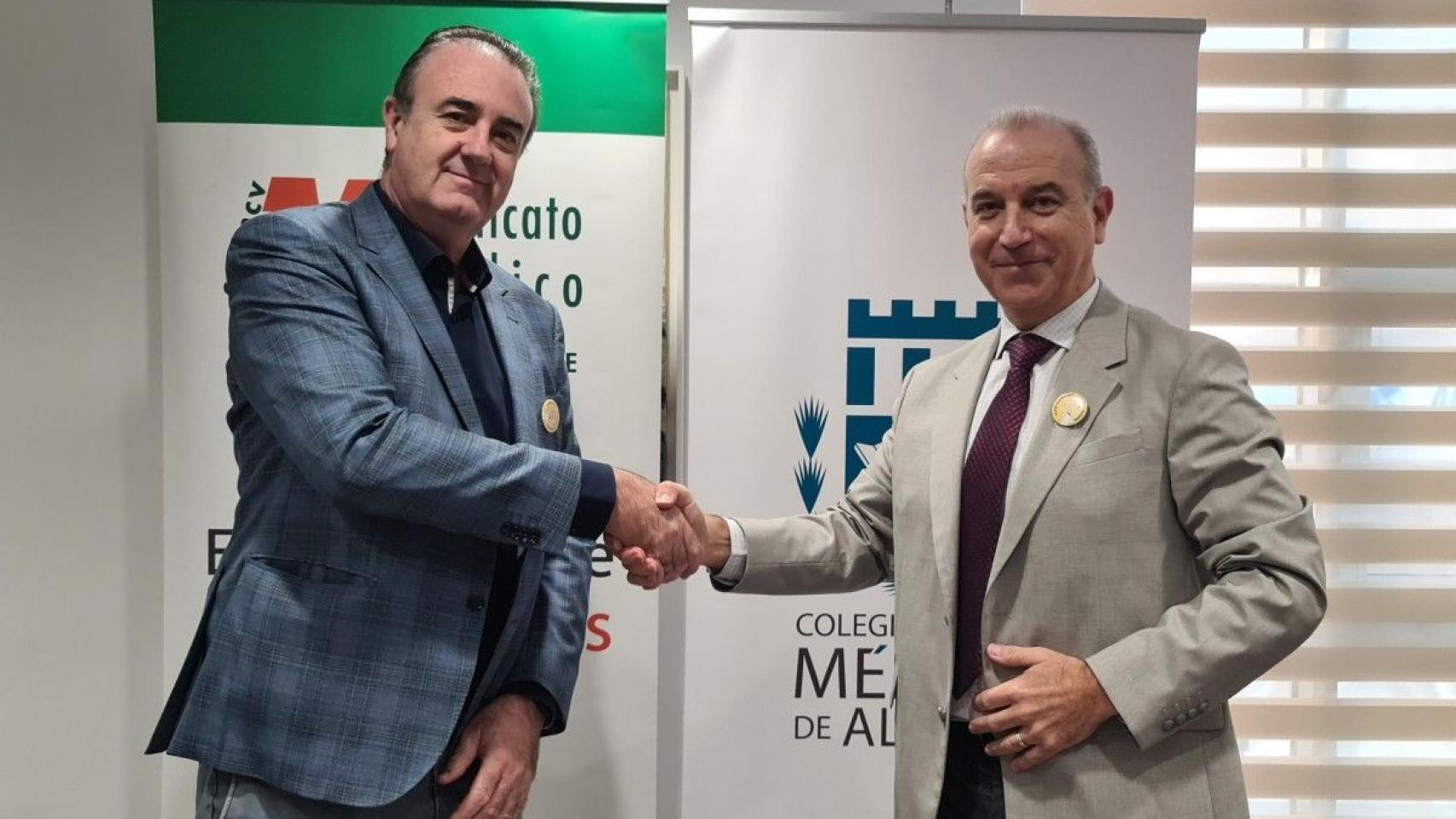 Firma del convenio entre el COMA y el Sindicato Médico de la Comunidad Valenciana.