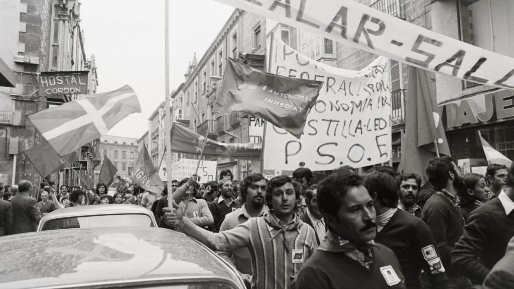 Manifestación para pedir el Estatuto de Autonomía en Burgos en 1978