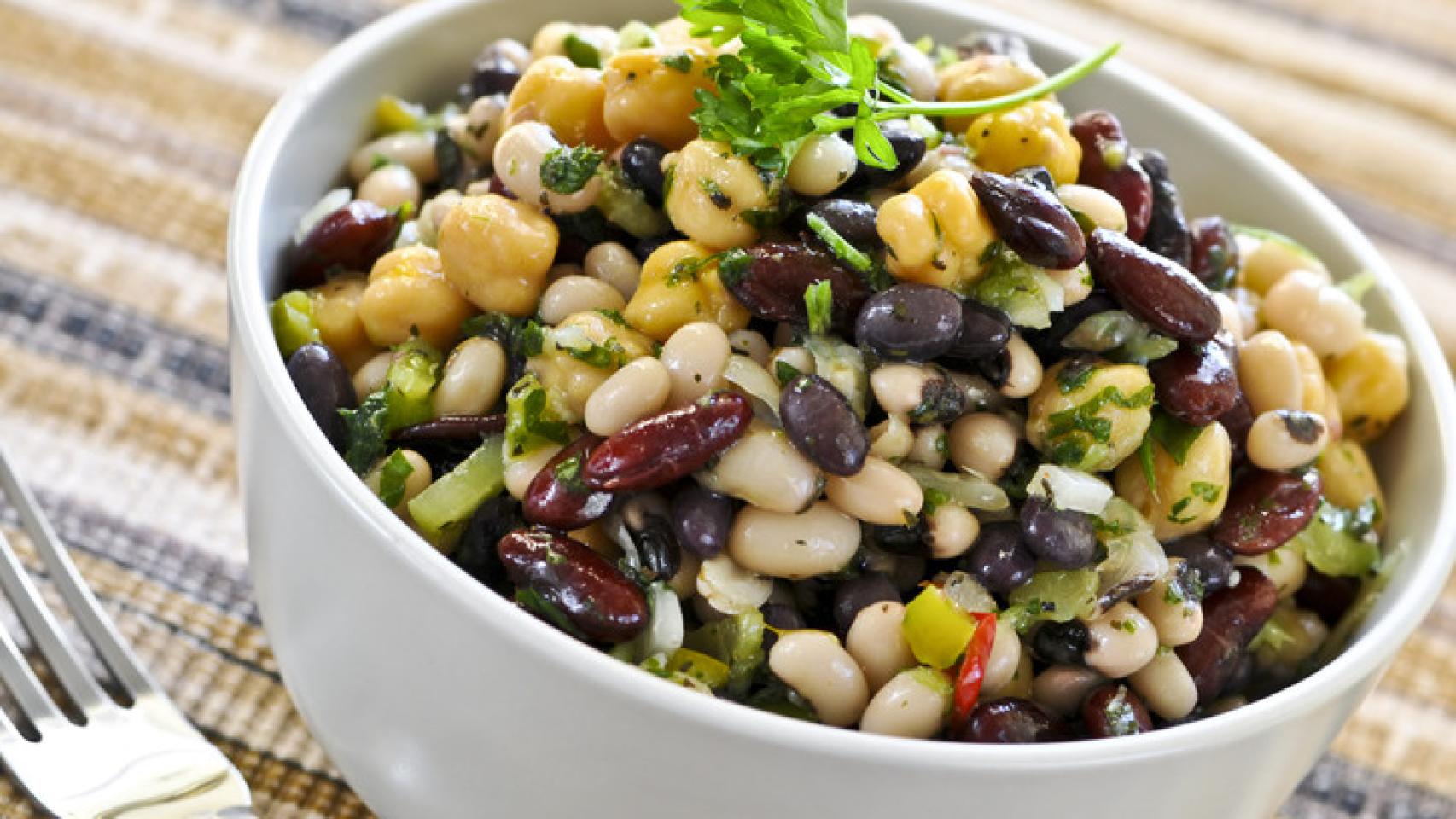 Receta de salpicón de legumbres.
