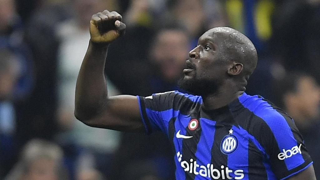 Lukaku celebra su gol ante el Oporto.