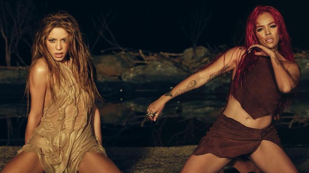 Shakira y Karol G, en la imagen promocional que han compartido de su colaboración.