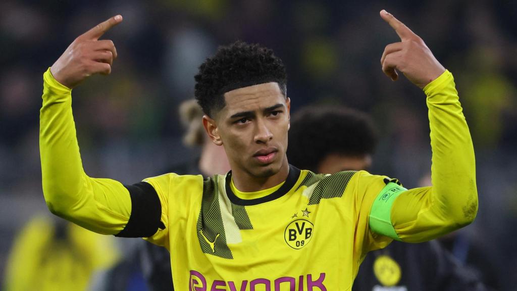 Jude Bellingham, celebrando una victoria del Borussia Dortmund en la Champions League 2022/2023