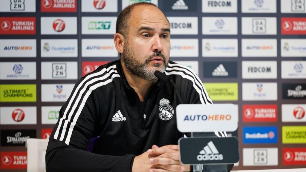 Chus Mateo, en la rueda de prensa previa al partido contra el Zalgiris.