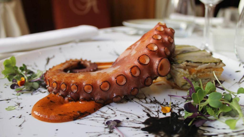 Uno de los platos de la Taberna del Alabardero.