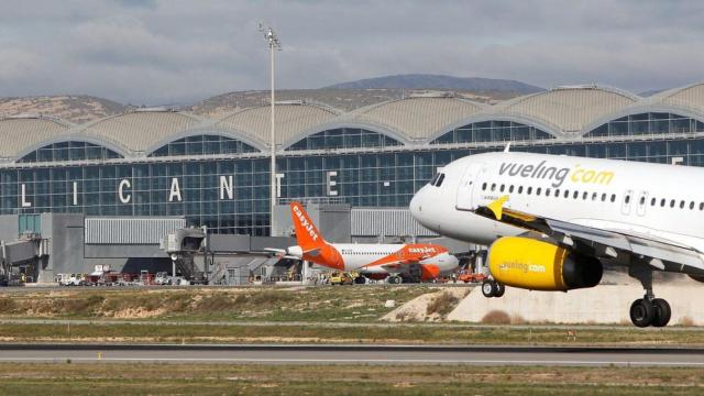 El aeropuerto de Alicante-Elche, ubicado en la partida ilicitana de El Altet, en imagen de archivo.