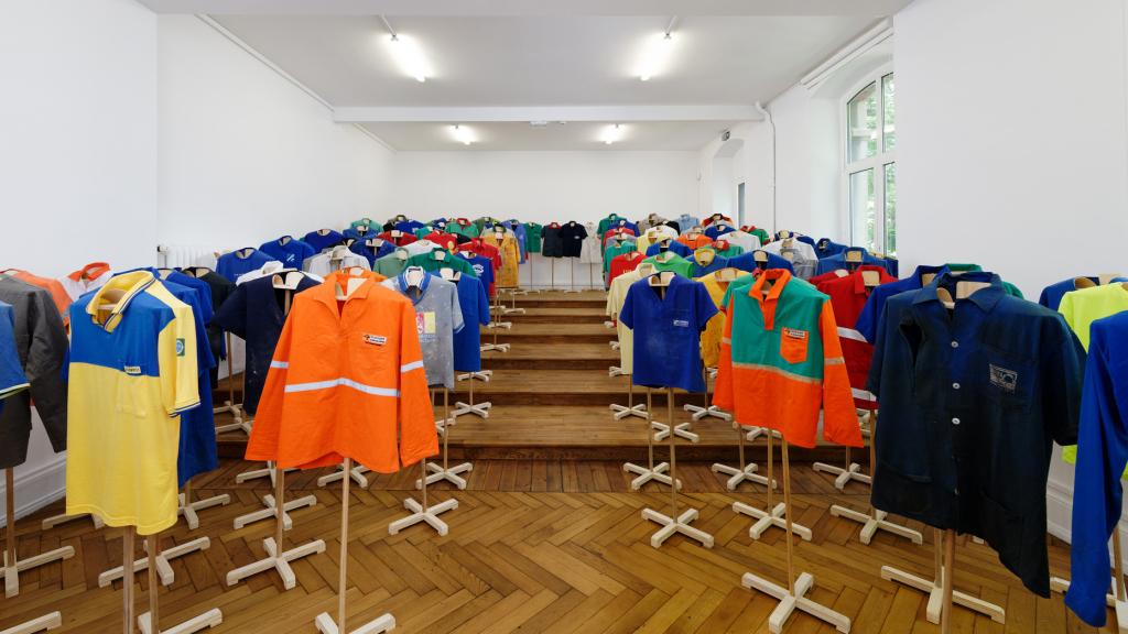 Jonathas de Andrade: 'Suar  a camisa', 2014. Foto: Aurélien Mole