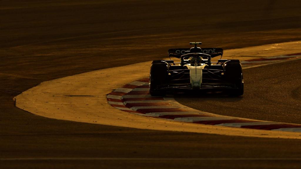 Alonso, en los entrenamientos nocturnos.