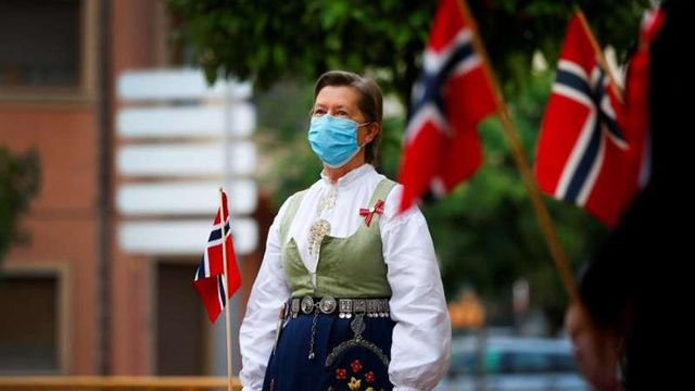 La comunidad noruega en Alfaz celebra cada año el día de la Constitución de su país.