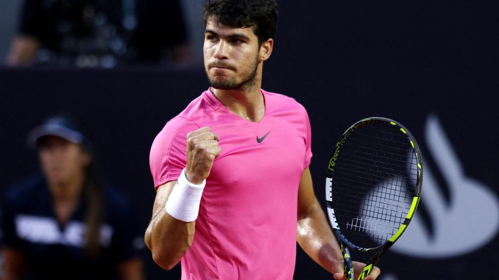 Carlos Alcaraz celebra un punto ganado ante Cameron Norrie en Río de Janeiro