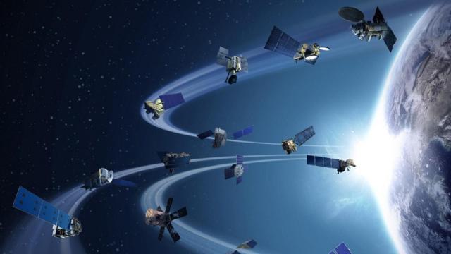 Recreación de una flota de satélites. Imagen: NASA
