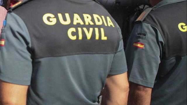 Dos agentes de la Guardia Civil en una imagen de archivo.