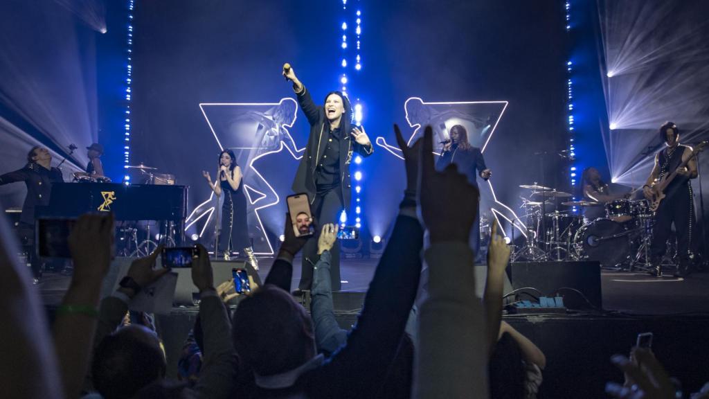 Laura Pausini dio un concierto en The Music Station.