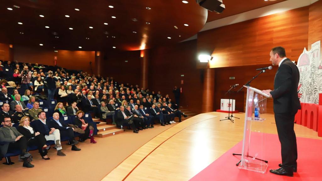 El alcalde, en su intervención en el acto.