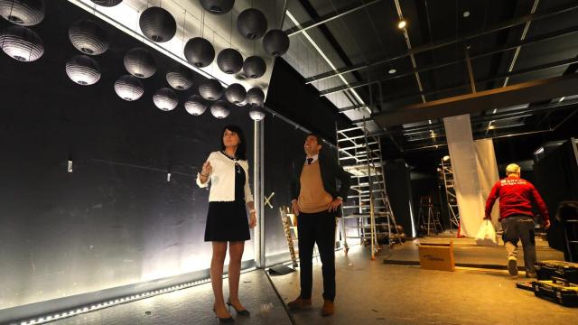 Carlos Mazón y Julia Parra, en la visita al montaje expositivo del Marq para los guerreros de Xi'an.