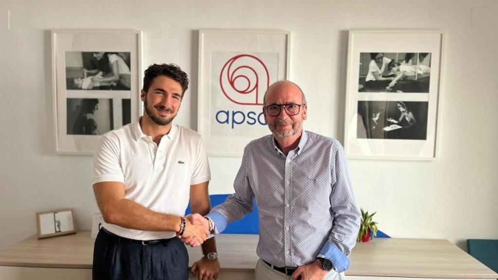 El CEO de L'Alicantina, Alexis Sanz, con el gerente de APSA, Carlos Giner.