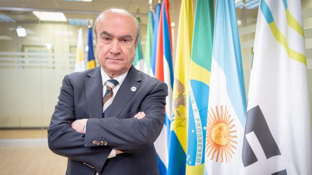 El secretario general de la Organización de Estados Iberoamericanos, Mariano Jabonero, posa para EL ESPAÑOL.