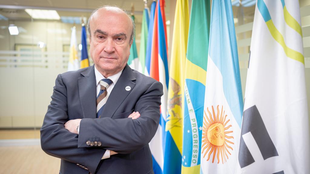 El secretario general de la Organización de Estados Iberoamericanos, Mariano Jabonero, posa para EL ESPAÑOL.
