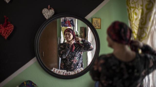 Simona Banica, en su casa de Requena.