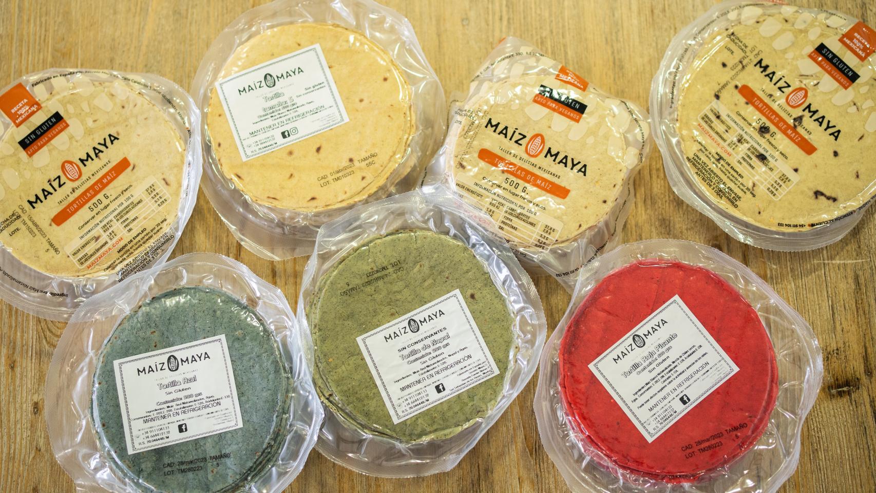 Tortillas de maíz de colores.