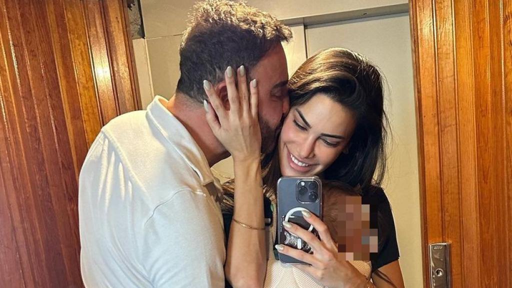 La doctora Carla Barber junto al que ha sido su pareja sentimental y padre de sus hijos, Joseph.