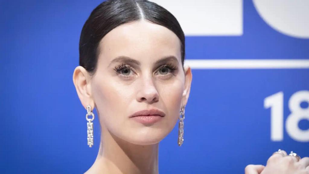 Milena Smit.
