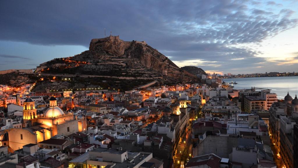 Vistas de la ciudad de Alicante.