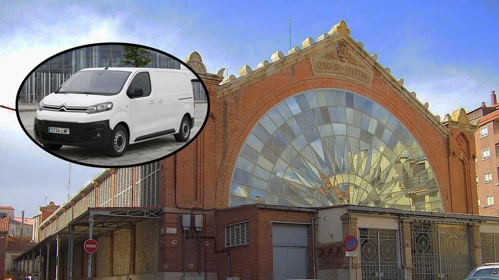 Montaje con el Mercado de Abastos y una furgoneta eléctrica