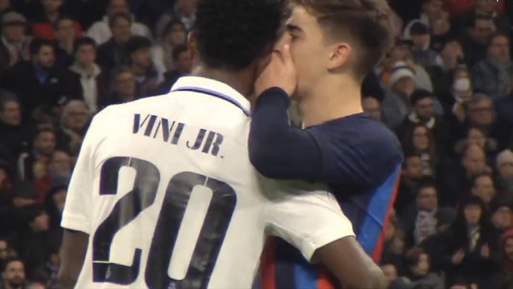 Pique entre Vinicius y Gavi en El Clásico de la Copa del Rey