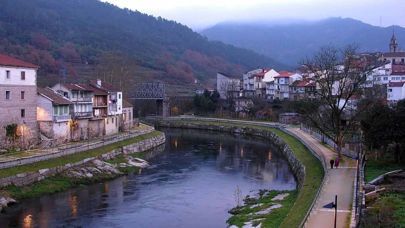 Río Avia.