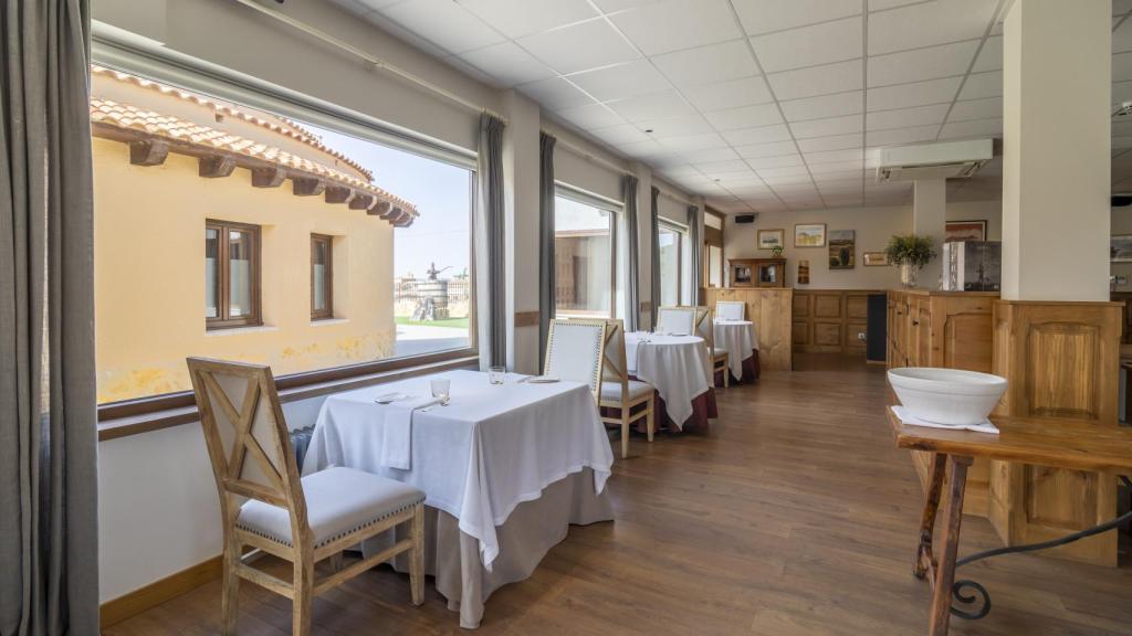Uno de los salones del restaurante.