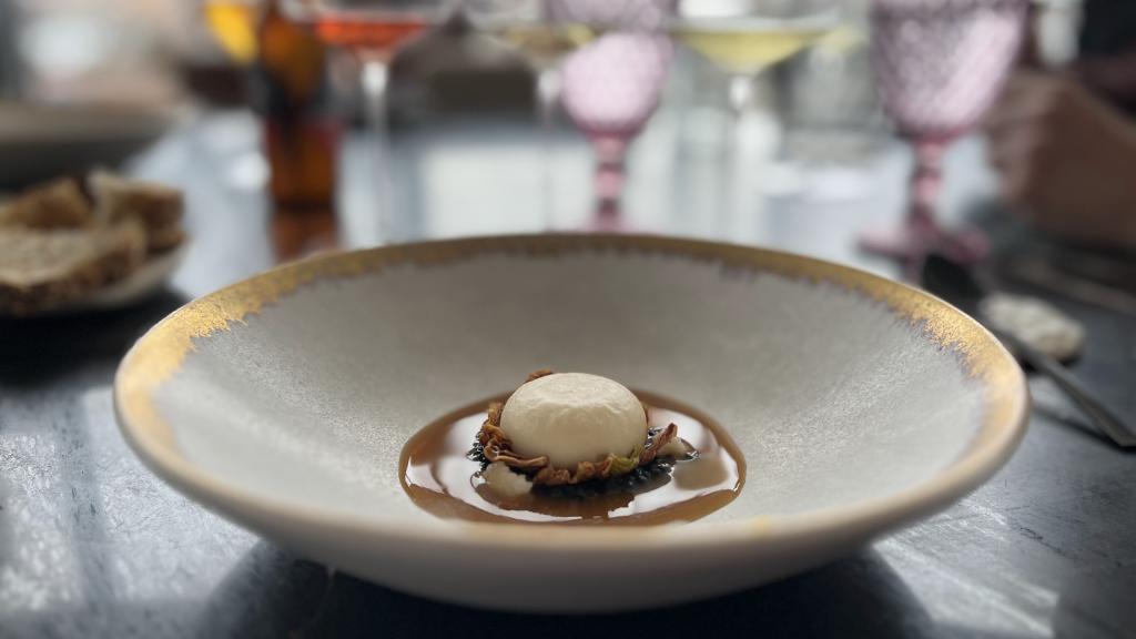 Cebolla y camembert, el plato inolvidable de Yume