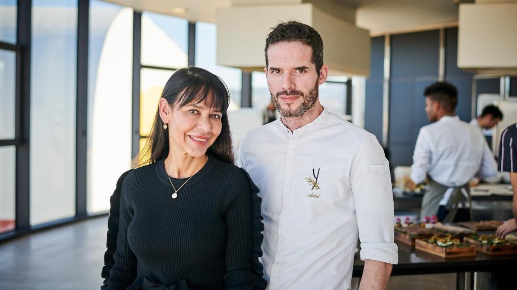Iratxe Miranda y Adrián San Julián en Yume