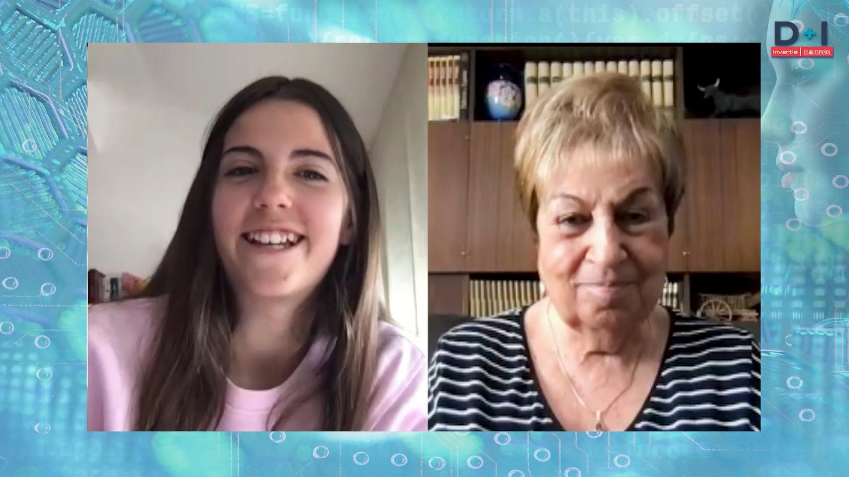 La 'youtuber' Valeria Corrales (Valpat) y la 'community manager' de la startup Maximiliana, durante su conversación sobre referentes en la tecnología por el Día Internacional de la Mujer.