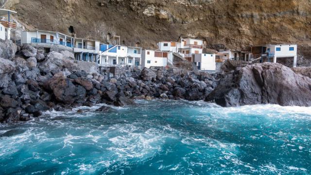 El desconocido pueblo de España que se encuentra dentro de una cueva