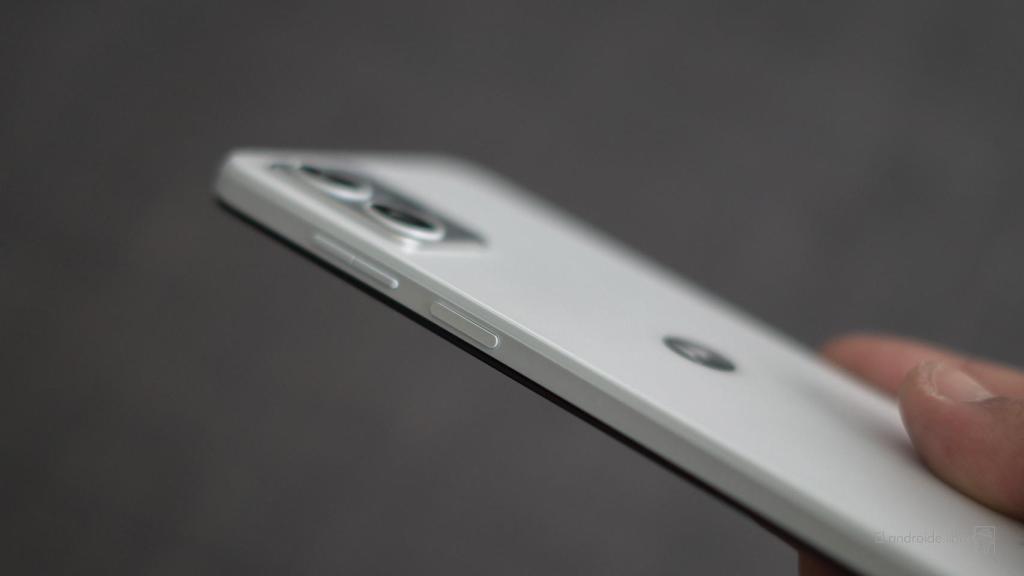 Moto G23 grosor