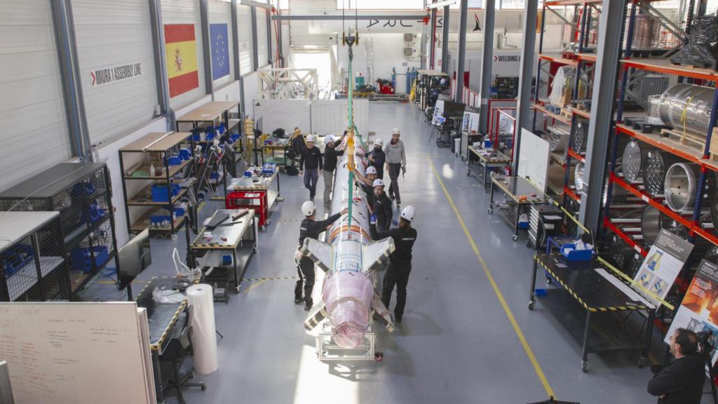 El Miura 1, todavía en las instalaciones de Elche.