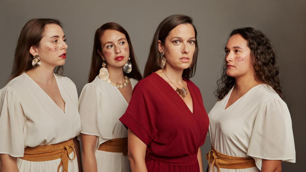 Las integrantes del grupo Egeria, ensamble vocal femenino especializado en música medieval. Foto: Fernando Frade