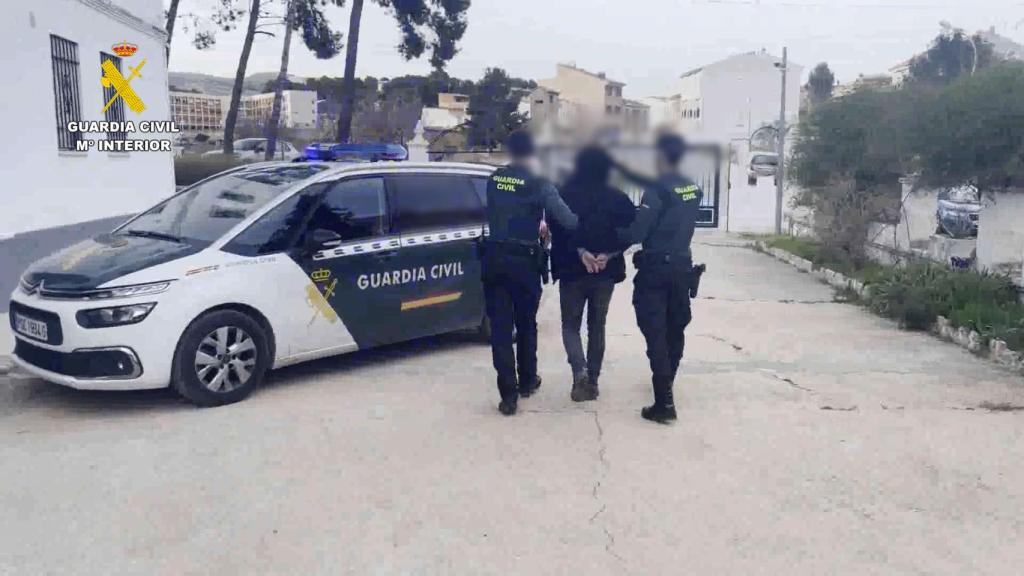 La Guardia Civil detiene al autor de varios robos con violencia a mujeres de avanzada edad.