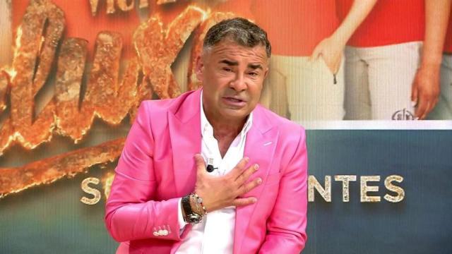 ¿Qué es hablar de política en 'Sálvame'? Por qué el Código Ético es 'papel mojado'