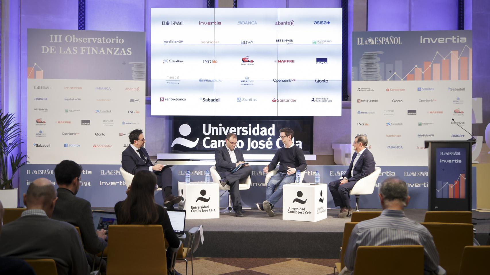Mesa redonda 'La transformación digital en el ámbito financiero'.