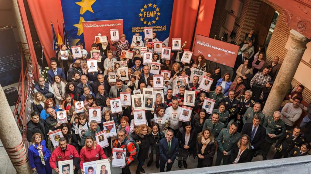 Algunas familias de Málaga acudieron al acto de QSD Global