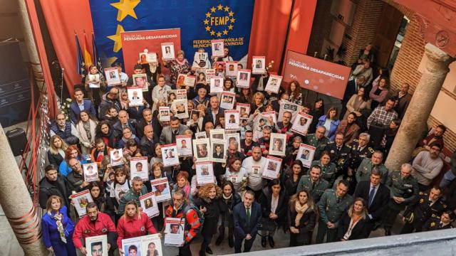 Imagen de algunas familias de Málaga con personas desaparecidas.