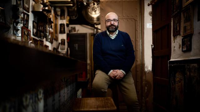 Francisco Jiménez Valverde, en el bar 'Las Merchanas'.